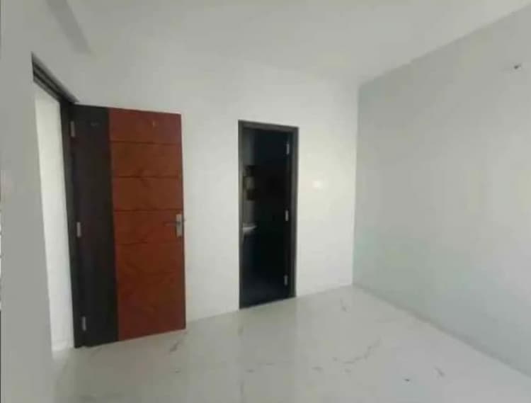 1 bkh house for sale