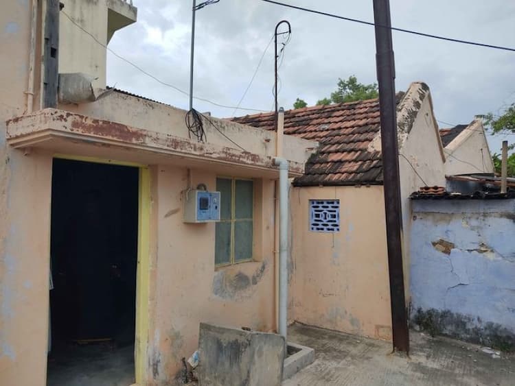 Tiled Roof House for Sale