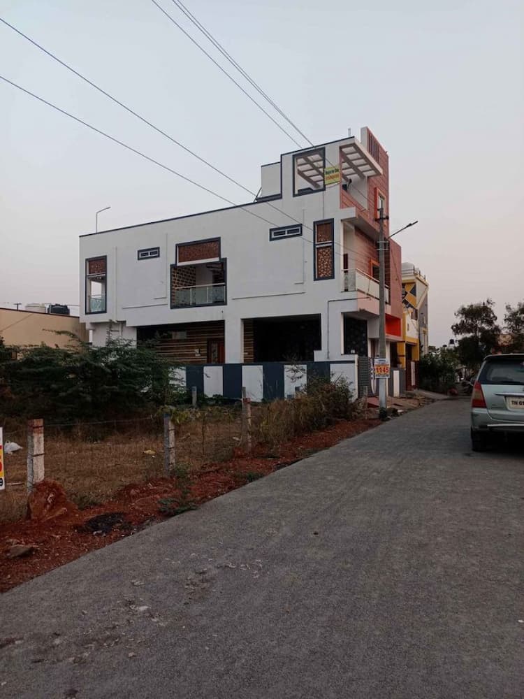 4 bhk house for sale
