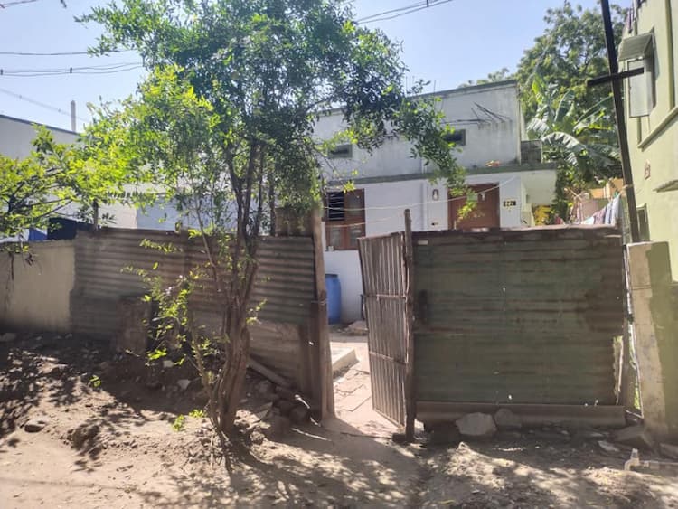 1.75 Cent house for sale