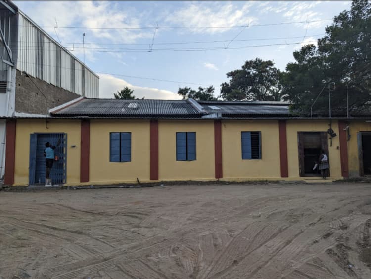 2800 ft Godown for Rent