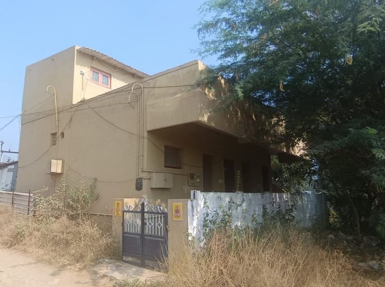 3portion  house for sale 