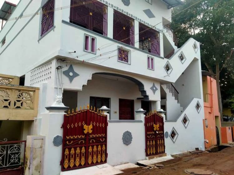 3 portion house property for sale