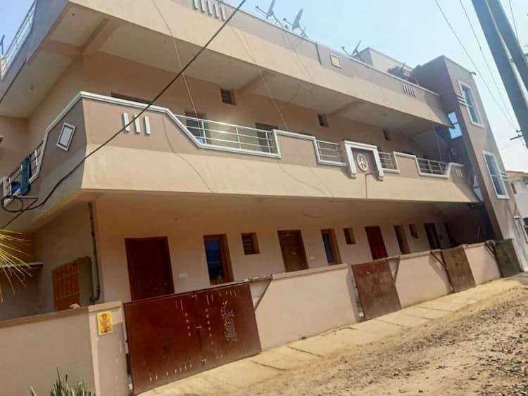 10 portion house for sale