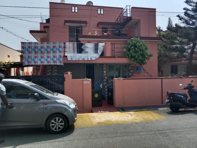 3 Portion house for sale