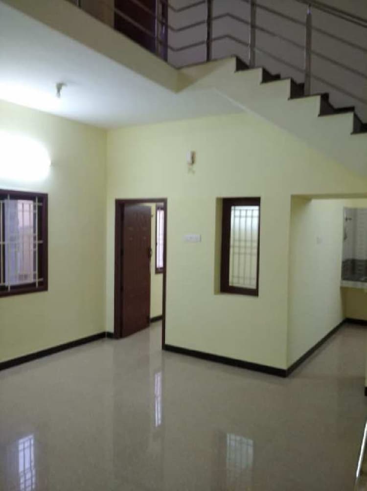 3 BHK Residential Apartment 1100 Sq.ft. for Rent in Mahalingapuram, Pollachi, Coimbatore