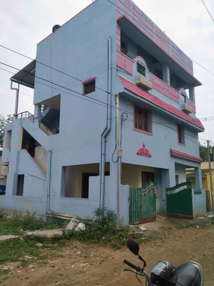 4 portion house propety for sale