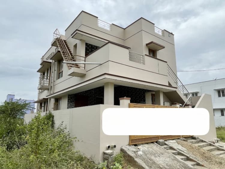 2 Portion House for Sale
