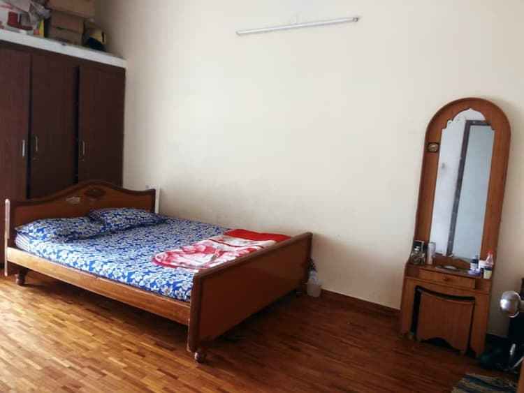 10bhk house for sale 