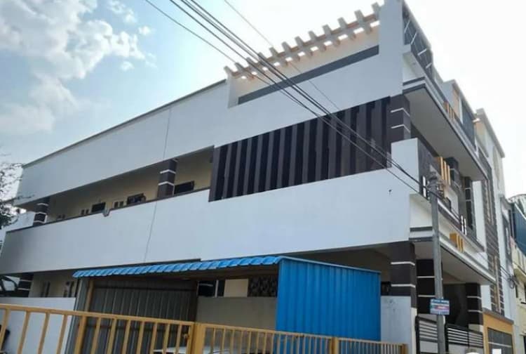 VILLAKURCHI NEW 6BHK 3 PORTIONS 5 CENT RENTAL INCOME PROPERTY SALE