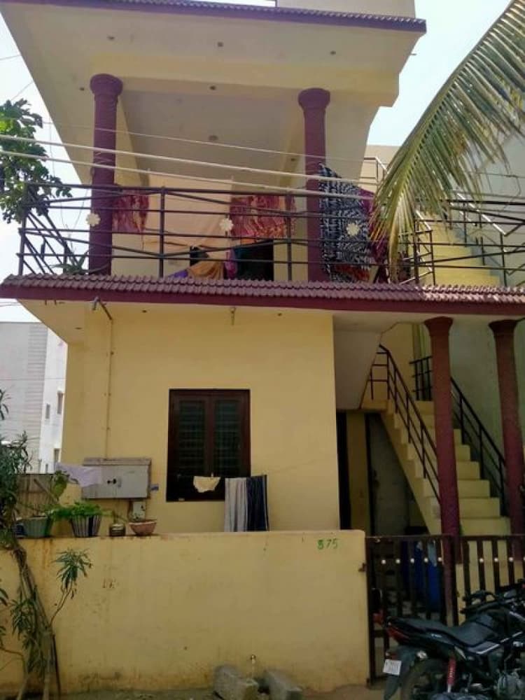 2 portion house property for sale