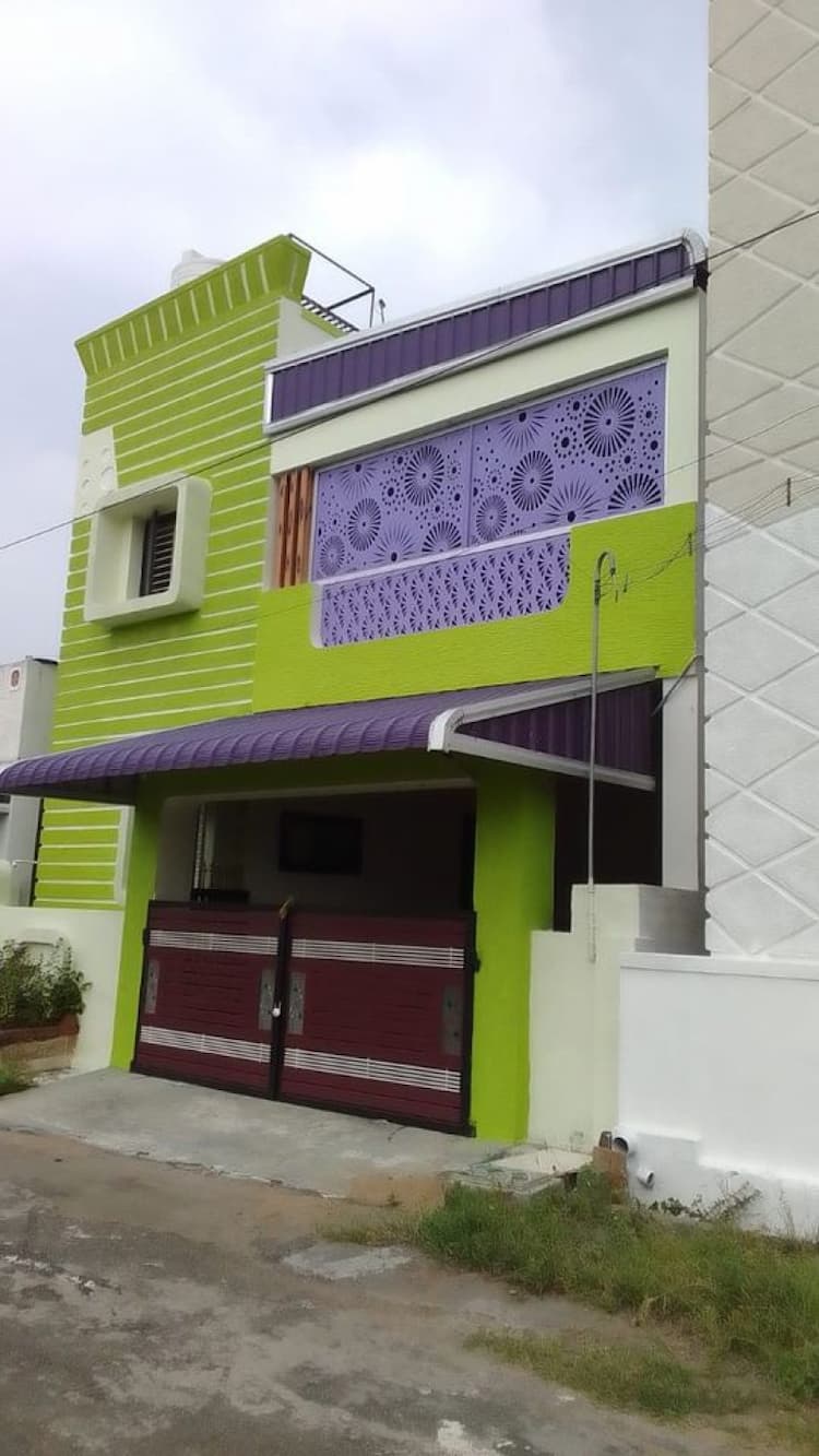 Old house for sale in Karamadai