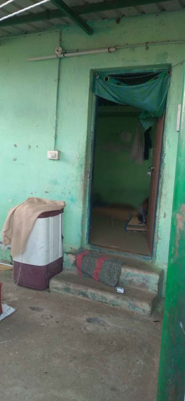 Tiled roof House for Sale